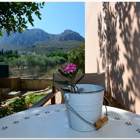 Cozy Home With Great View In Ancient Corinth Exterior foto